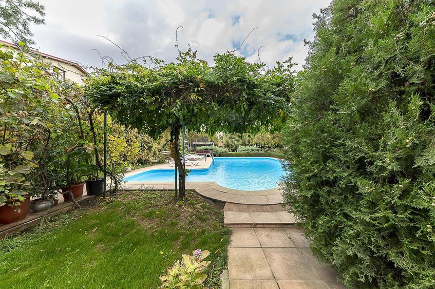 Vila 20 Camere | Pantelimon - Cernica | 4141 mp Teren | Piscina