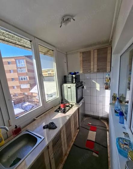 APARTAMENT 2 CAMERE I DECOMANDAT I ETAJ 2 I 52 MP I CETATE I ZONA PIATA I