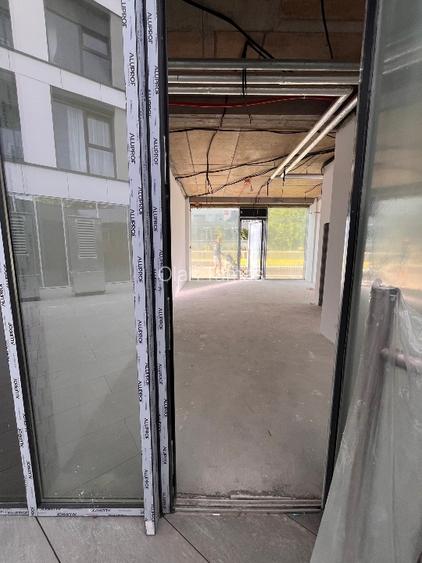 Închiriez spațiu comercial / SAD – 36 mp in Cartierul Vienez Nord One - 5