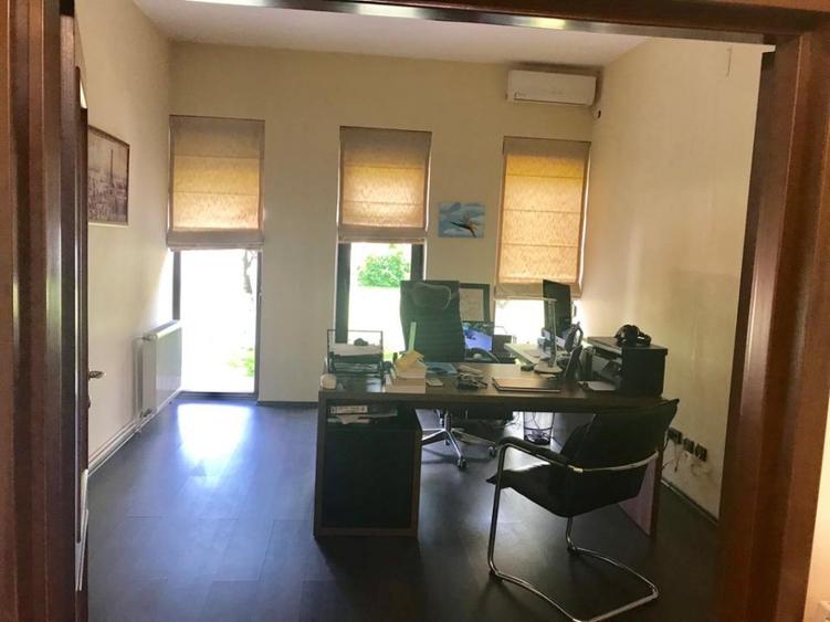 CASA VILA PADUREA BANEASA LUX