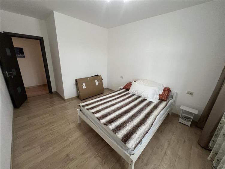 Ap 2 cam,bloc nou, parter, parcare, zona Lidl- Sud