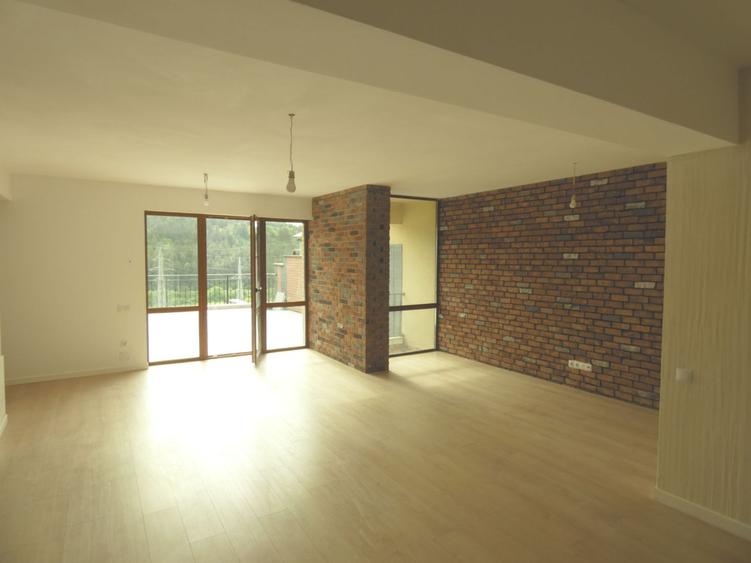 Apartament cu panorama de vanzare