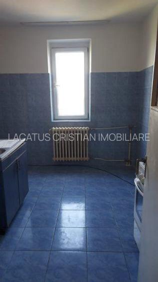 APARTAMENT 3 CAMERE DECOMANDAT CONFORT 0 ZONA GROAPA - 8