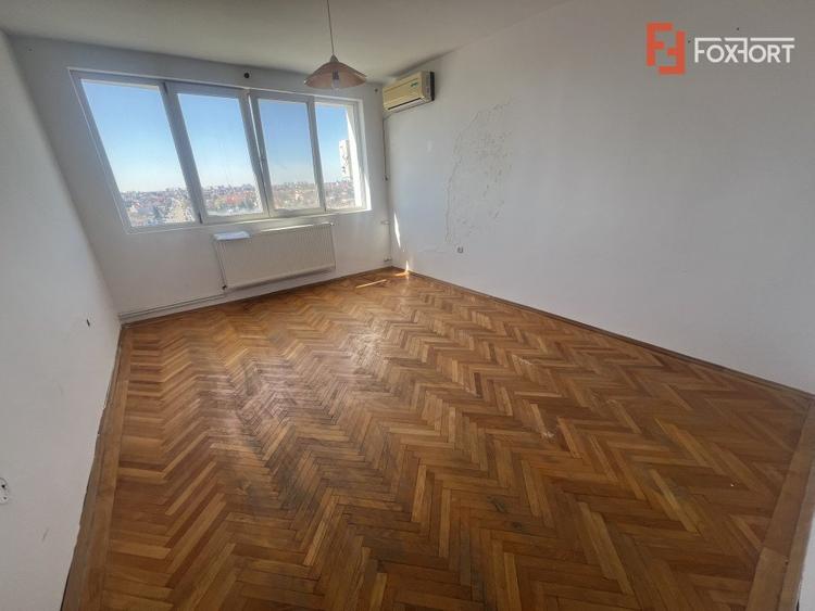 Apartament cu 3 camere decomandat, zona Girocului
