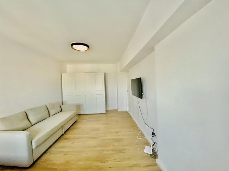 Studio totul nou Casa Poporului lângă SRI+parcare+centrală termica