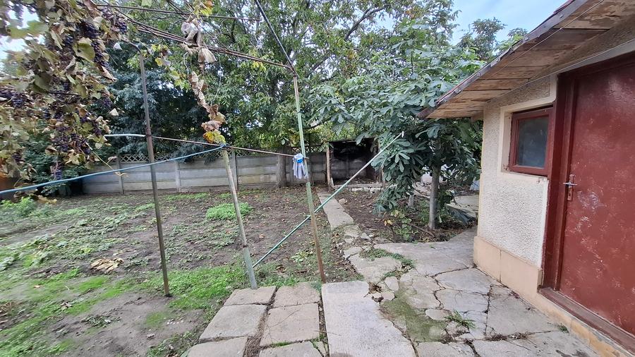 KM 5 - casa 4 cam + teren 686 mp (constructie renovabila)