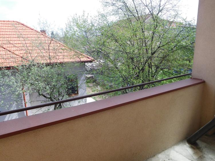 Casa tip duplex, cart A Muresanu