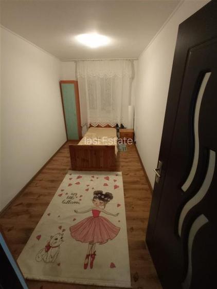 Inchiriere - Podu Ros - Apartament 4 camere - 7