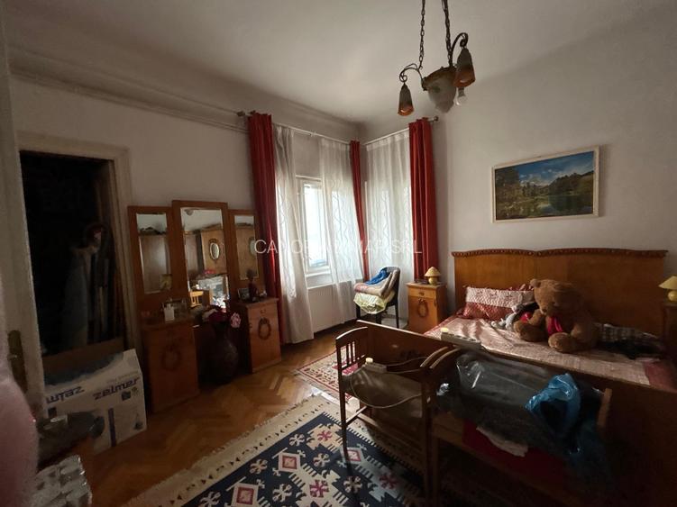 APARTAMENT IN VILA