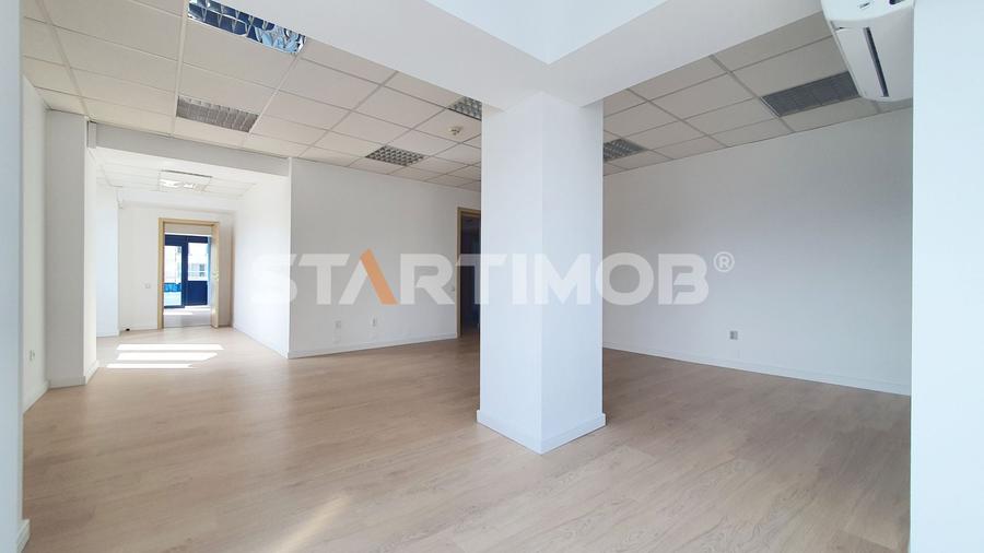 Spatiu birouri zona Centru Civic