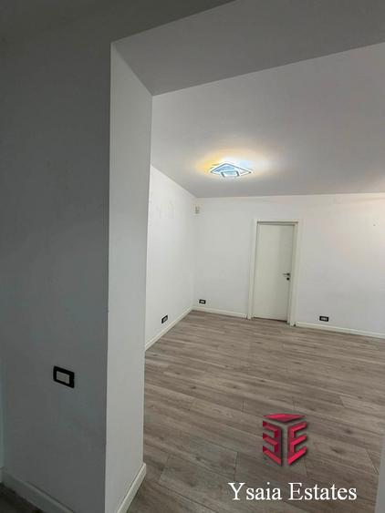 SPITALUL MARE - 2 CAMERE TRANSFORMAT IN 3 LA VANZARE - INTRARE STRADALA -