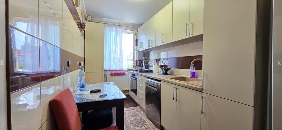EXCLUSIV - OCAZIE ! FAR 4 CAMERE 75 MP. RENOVAT COMPLET GAZE 109.000 E - 10