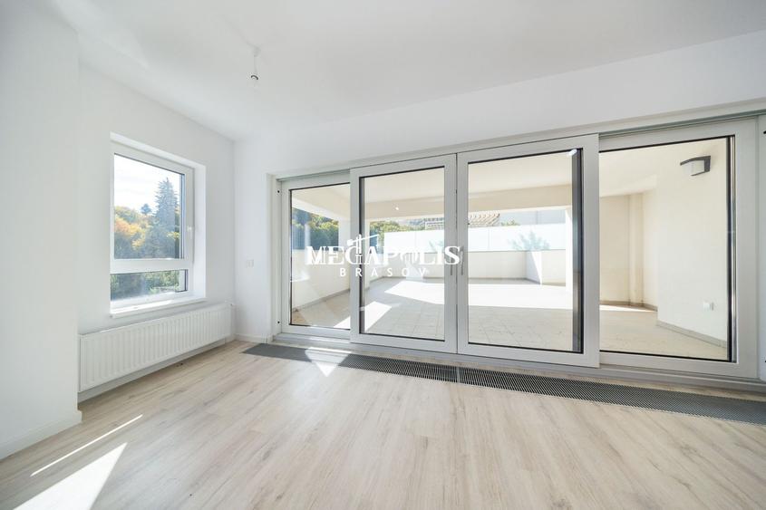 Penthouse 4 camere, 131 mp, panoramă munți și Tâmpa