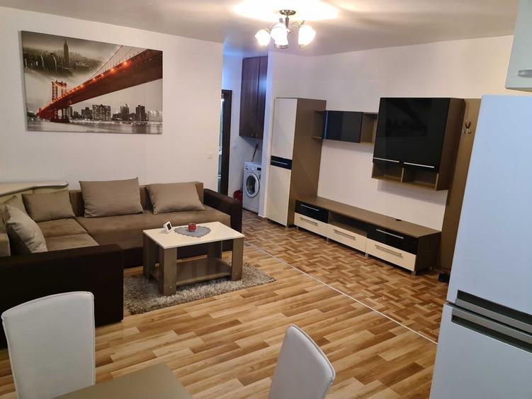 Apartament modern 2 camere parter parcare privata balcon D-na Stanca