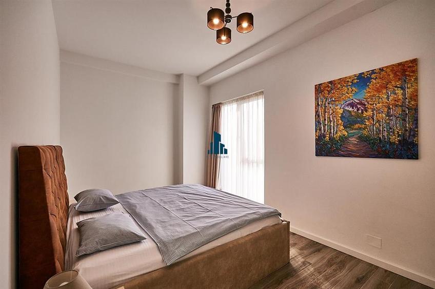 Apartament 3 camere LUX, S-100 mp+12 terasa, 2 bai, Grigorescu