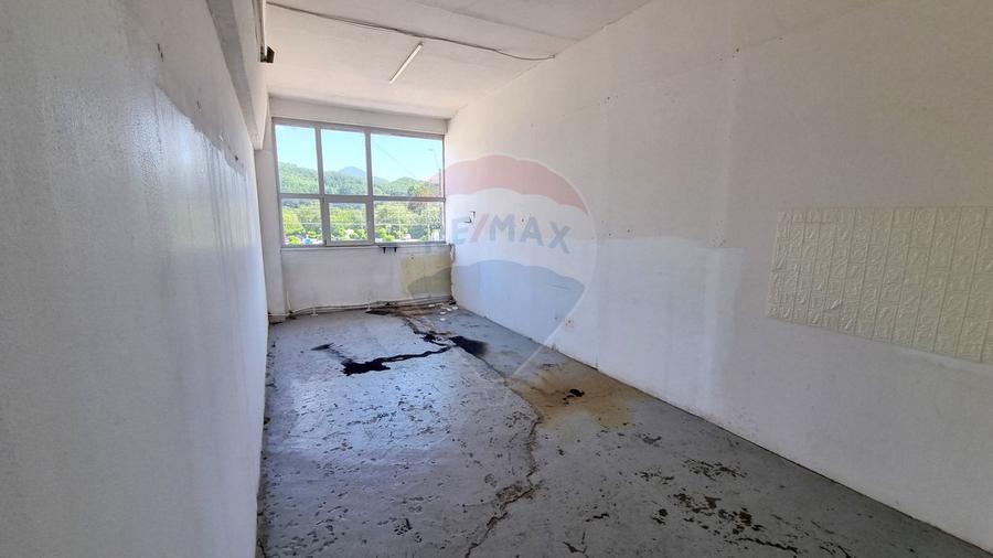 Spatiu comercial 370 mp | Vasile Lucaciu Baia Mare | 3 €/mp