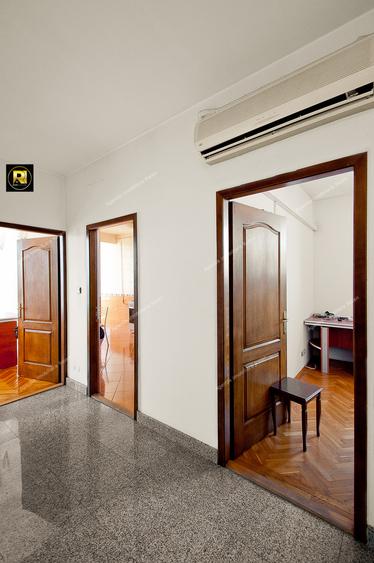 Vanzare Cladire S+P+3Et,destinatie mixta,in Galati,ultracentral,pe blv. Brailei