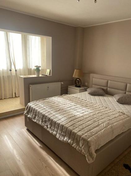 De Închiriat Apartament 3 Camere Decebal, Renovat, Aproape, de Metrou