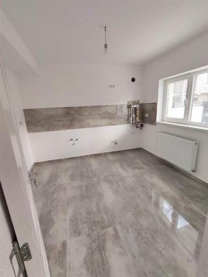VANZARE - CASA SAU SPATIU COMERCIAL - Locuinta si  sau Afacere - Vila  P+1+M – 1