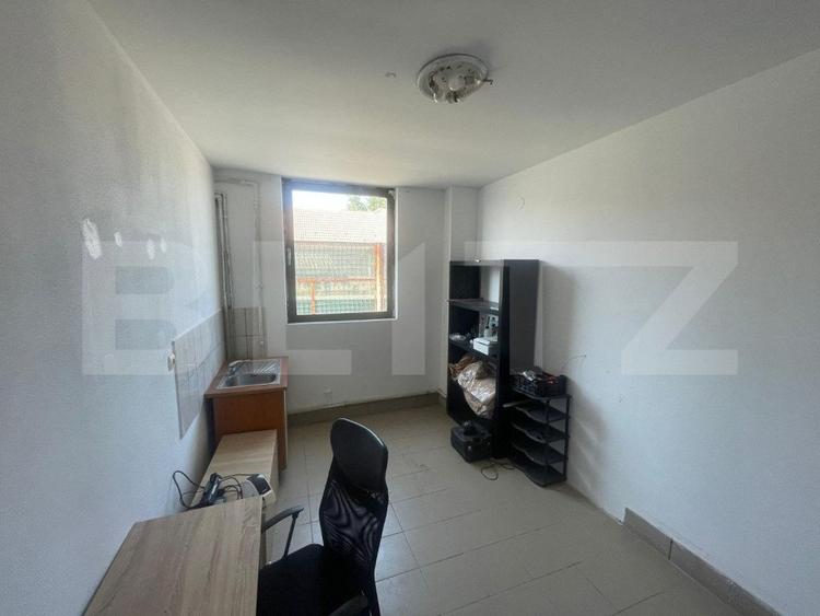 Spatiu industrial, Hala 200 mp, zona Isalnita, la drumul national E79