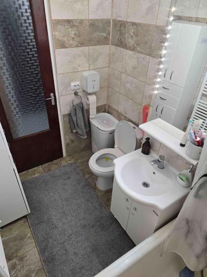 Apartament 2 Camere, Etaj 1, Parcare și Pivniță, Zona Cetate