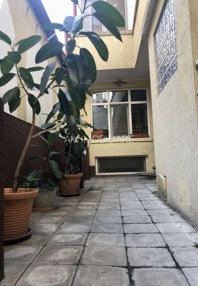 AP. 2 CAMERE- IANCULUI, PET-FRIENDLY, CENTRALA PROPRIE, METROU 10 MIN - 5