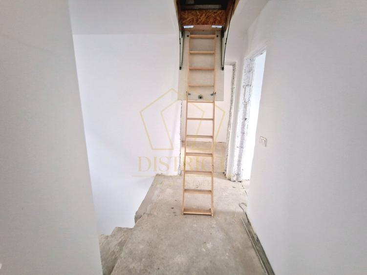 Duplex spatios despartit prin camera tehnica cu 5 camere | Urseni