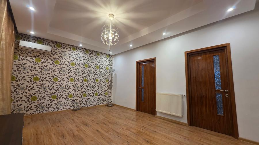 Apartament 130 mp în vilă | Demisol izolat fonic | Piata Alba Iulia/ Decebal
