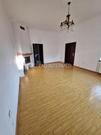 Faleza Nord, imobil P+1, 7 camere - 11