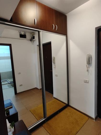Garsoniera de inchiriat pe termen lung zona BCR-Gara