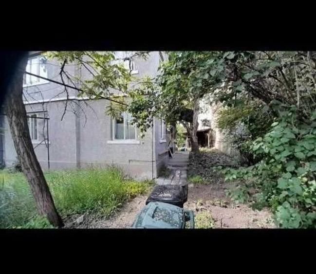 Casă de vânzare cu teren de 840mp