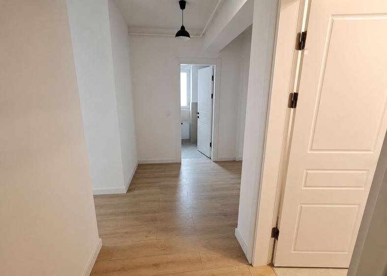 Apartament la cheie cu 3 camere,66 mp,2 bai, etaj 1,zona Jysk Floresti