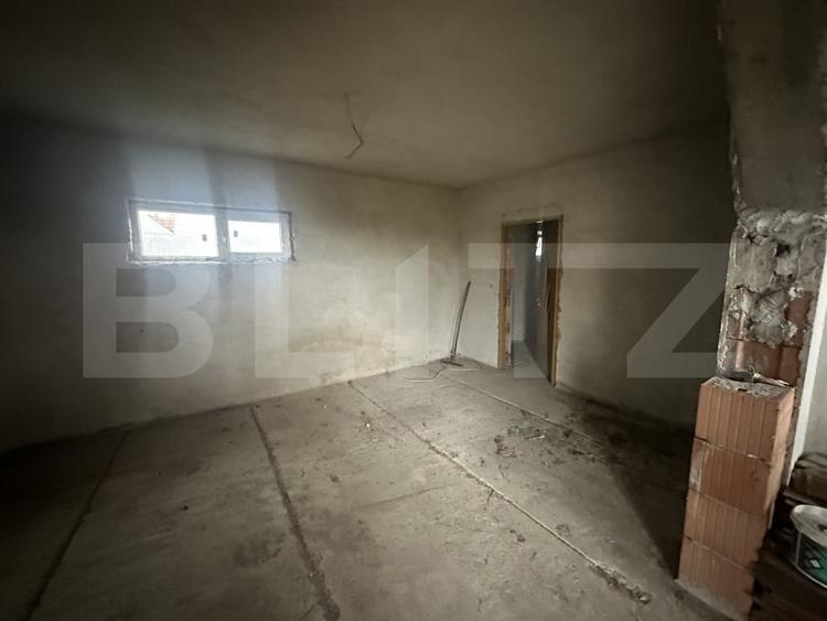Casa de vanzare, 177 mp, teren 30 ari, zona Doba