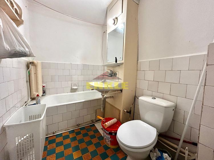 De vanzare apartament cu 2 camere, zona Capat 1.