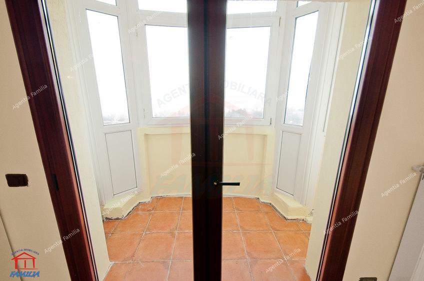 Apartament 3 camere dec in Galati Micro 21 vedere la Dunare langa turn