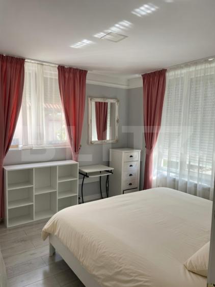 Casă individuală | 220+ mp utili | teren 1.000 mp | 8 camere | Moșnița Veche
