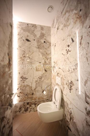 Spațiu Comercial Versatil 356mp în Cortina North | 0% Comision - 16