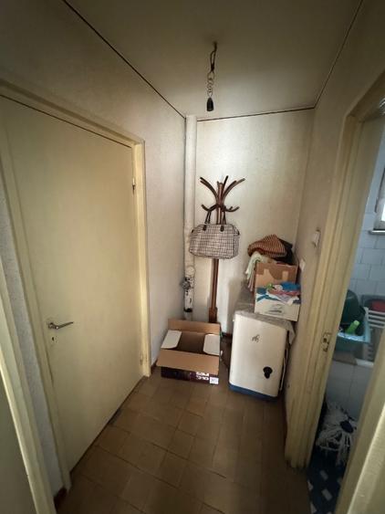 De vanzare apartament cu 3 camere zona Cina