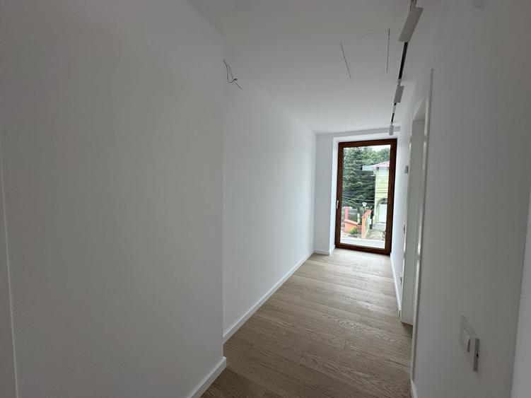 LUXURY VILLA  FOR SALE PIPERA