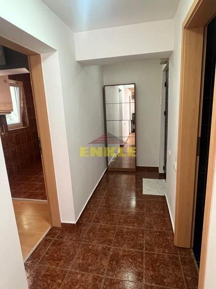 De vânzare – Apartament 3 camere, zona Bulevardului Mihai Eminescu