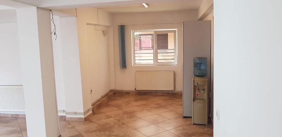 MIHAI BRAVU-METROU,ETAJ1,IN VILA 5 CAM 150 MP,SUPERB,700 EURO