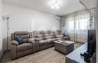 Vânzare apartament cu 3 camere, decomandat - strada Codrul Cosminului - 1