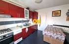 De inchiriat apartament 3 camere, zona Piata, Cetate - 1