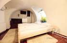 Casa cu 3 apartamente, P-ta Unirii , Str. Primariei - 4