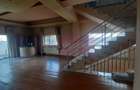 Două Etaje în Vilă în zona Voluntari de Închiriat - 2