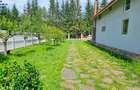 Casa cu o priveliste de vis, in inima naturii. com.Tarcau - 1