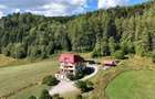 Pensiune în funcțiune | 10 camere | Teren 4.000 mp | Brădet – Săcele
