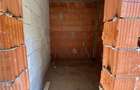 Utvin- toate utilitatile- 4 camere- bucatarie inchisa - 6