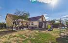 Casă individuală 3 camere,teren de 1500Mp Bătania