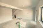 Duplex cu 4 camere si mansarda. Curte 250 mp. Comision 0 - 11